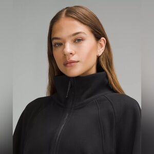 Lululemon Scuba tracksuit in black XS/S size 6